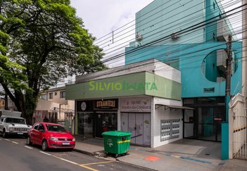 apartment em Avenida Doutor Mário Clapier Urbinati, Zona 07 - Maringá - PR