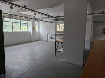 office em Rua Teresa, Alto da Serra - Petrópolis - RJ