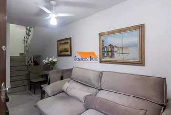 house em Rua Laura Brito Farias, Heliópolis - Belo Horizonte - MG