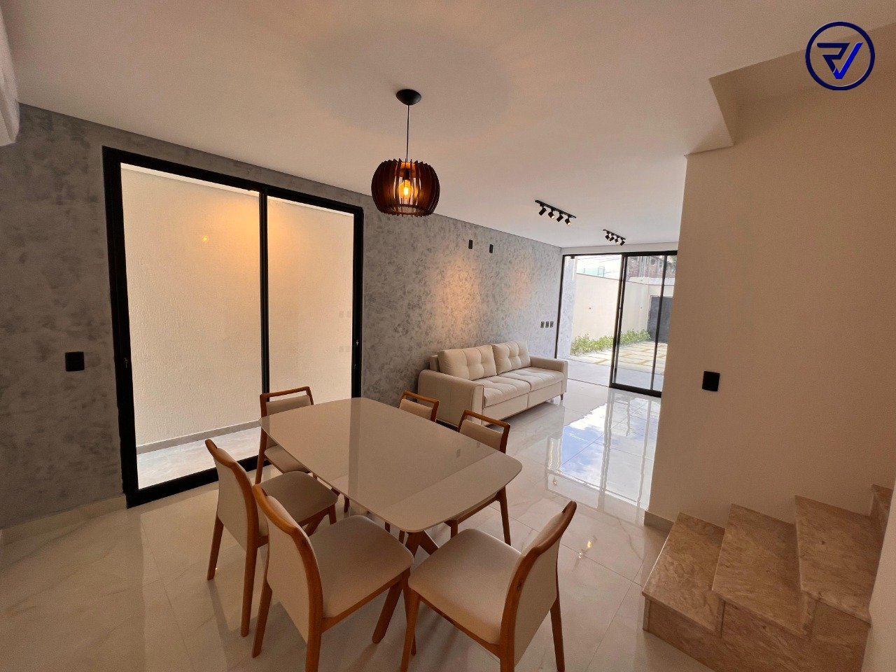 23739485-c5bf-4509-89fe-55bc2edfb1a9