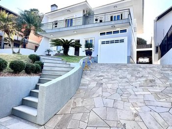 house em Rua Padre Aquilino Franceschet, Colina Sorriso - Caxias do Sul - RS