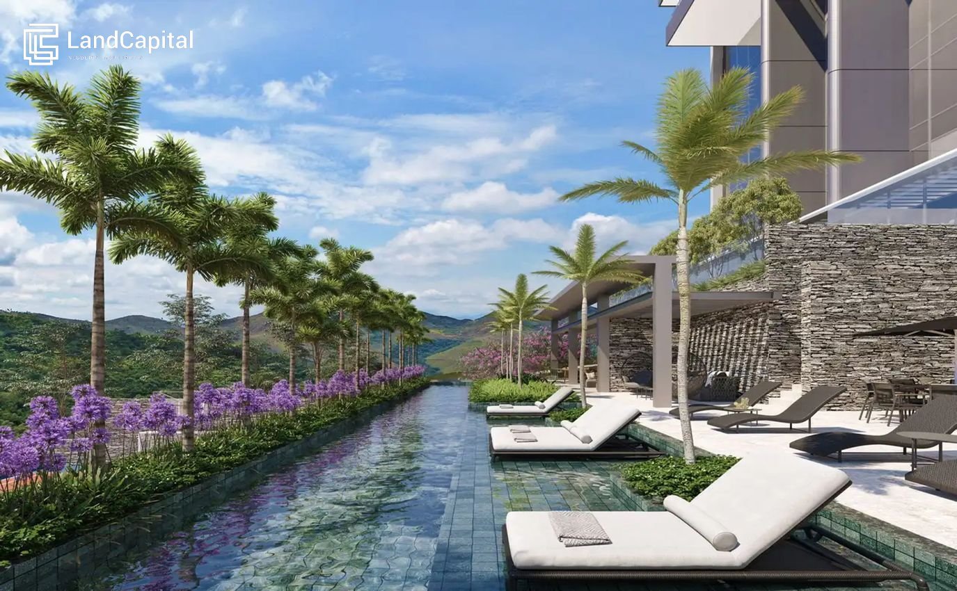 Piscina com deck