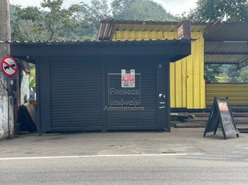 business em Estrada União e Indústria, Itaipava - Petrópolis - RJ