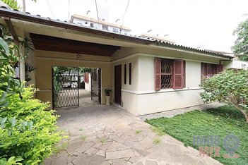 house em Rua Cláudio Manoel da Costa, Jardim Sabará - Porto Alegre - RS