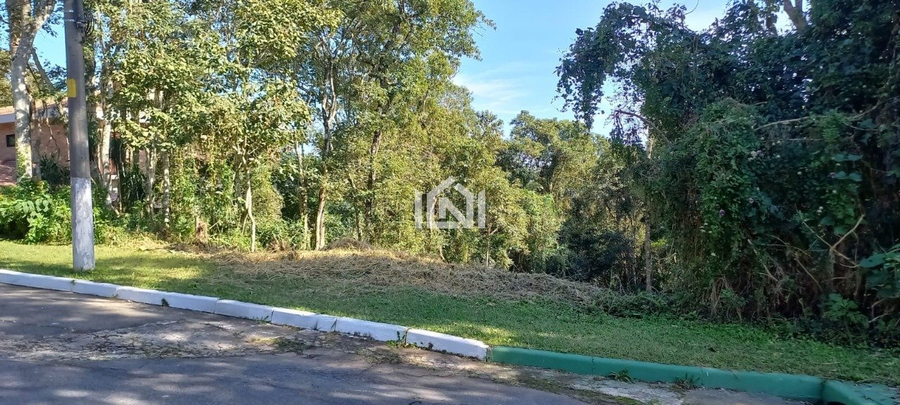 terreno a venda no condominio vila verde topografia14