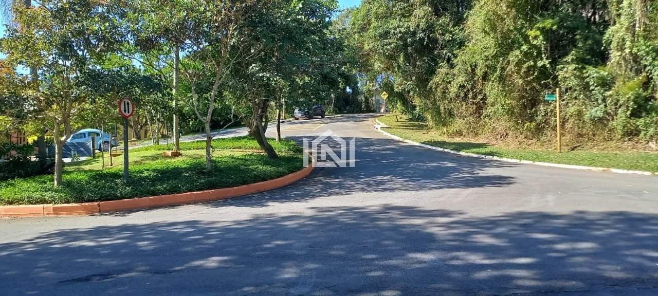 terreno a venda no condominio vila verde topografia13