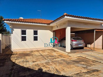 house em Avenida José Fernandes de Freitas, Jardim Botânico - Araraquara - SP
