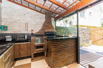 house em Rua Victório Viezzer, Vista Alegre - Curitiba - PR