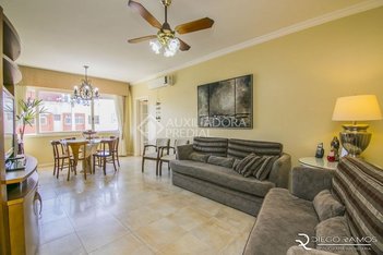 apartment em Rua General Souza Doca, Petrópolis - Porto Alegre - RS