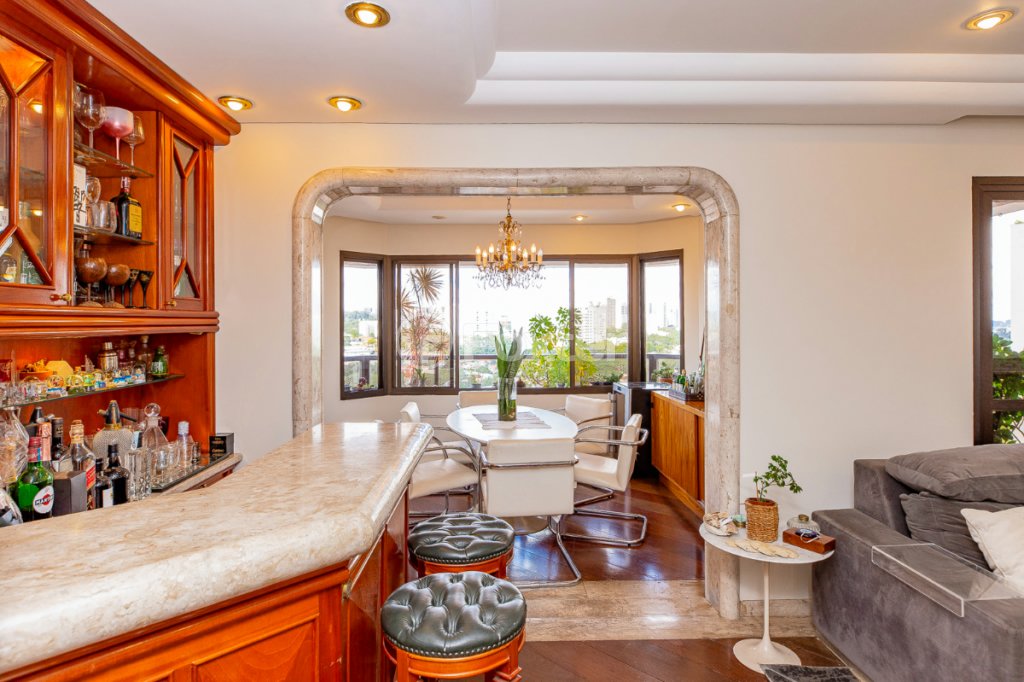 1746633891812-remax_2.jpeg