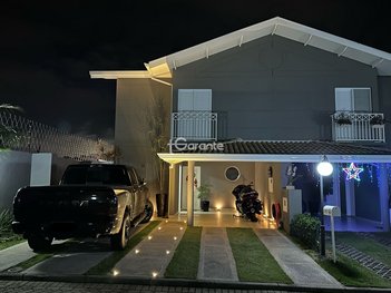house em Avenida Reynaldo de Porcari, Chácaras Saudáveis e Encantadoras - Jundiaí - SP