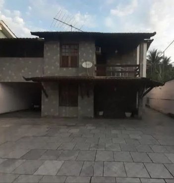 house em Rua Girão Barroso, Vila Três - São Gonçalo - RJ