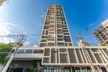 apartment em Avenida Presidente Affonso Camargo, Cristo Rei - Curitiba - PR