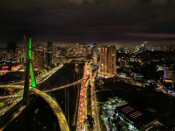 apartment em Avenida Duquesa de Goiás, Real Parque - São Paulo - SP