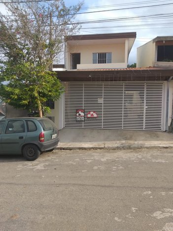 house em Rua Antônio Giuseppe Roberti, Vila das Flores - São José dos Campos - SP