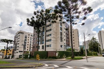 apartment em Rua Engenheiro Ostoja Roguski, Jardim Botânico - Curitiba - PR