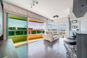 apartment em Rua Valdir Antônio Lopes, Três Figueiras - Porto Alegre - RS