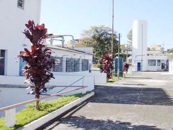 industrial em Avenida Getúlio Vargas, Centro - Arujá - SP