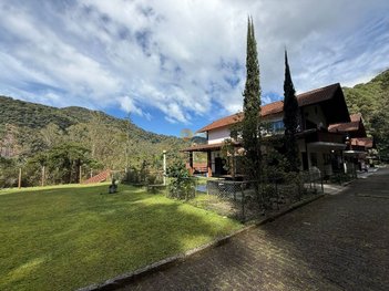 house em Alameda Veredas das Araras, Granja Guarani - Teresópolis - RJ