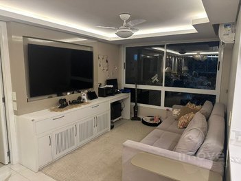 apartment em Rua Xavier da Cunha, Nonoai - Porto Alegre - RS