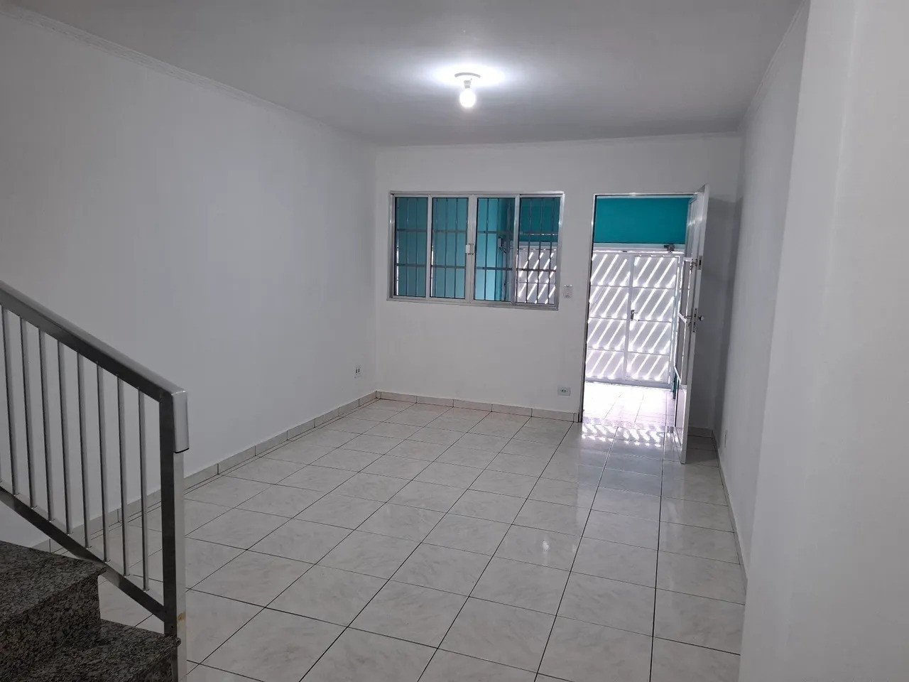 img0