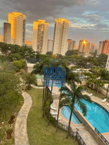 apartment em Rua Moliére, Vila Sofia - São Paulo - SP