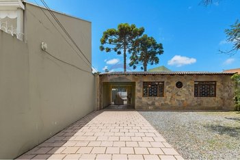 house em Rua Leonardo Krasinski, Boa Vista - Curitiba - PR