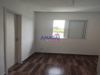 house em Rua Dinamarca, Jardim Colônia - Jacareí - SP