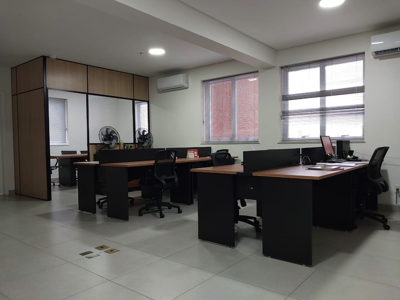 Conjunto comercial