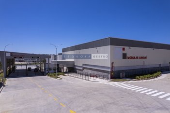 industrial em Rua Miguel Latorre, Aeroporto - Jundiaí - SP