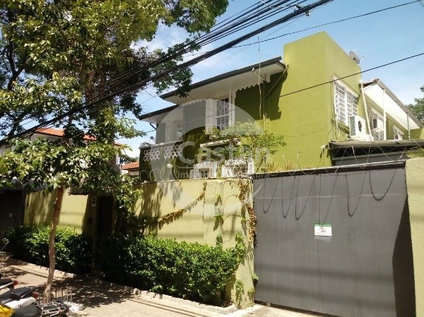 WhatsApp Image 2025-11-11 at 12.04