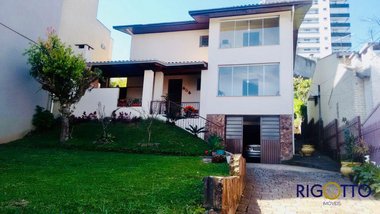 house em Clóvis Bevilaqua, Cristo Redentor - Caxias do Sul - RS