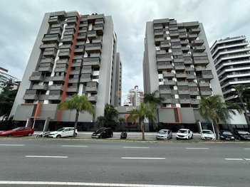 apartment em Avenida Governador Irineu Bornhausen, Agronômica - Florianópolis - SC