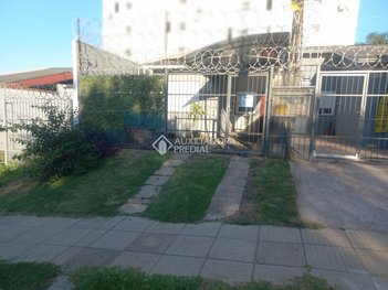 house em Rua Doutor Carlos Maria Bins, Jardim Leopoldina - Porto Alegre - RS