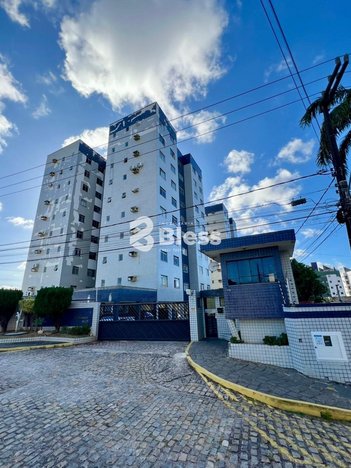 apartment em Rua Prefeito Sandoval Cavalcante de Albuquerque, Candelária - Natal - RN