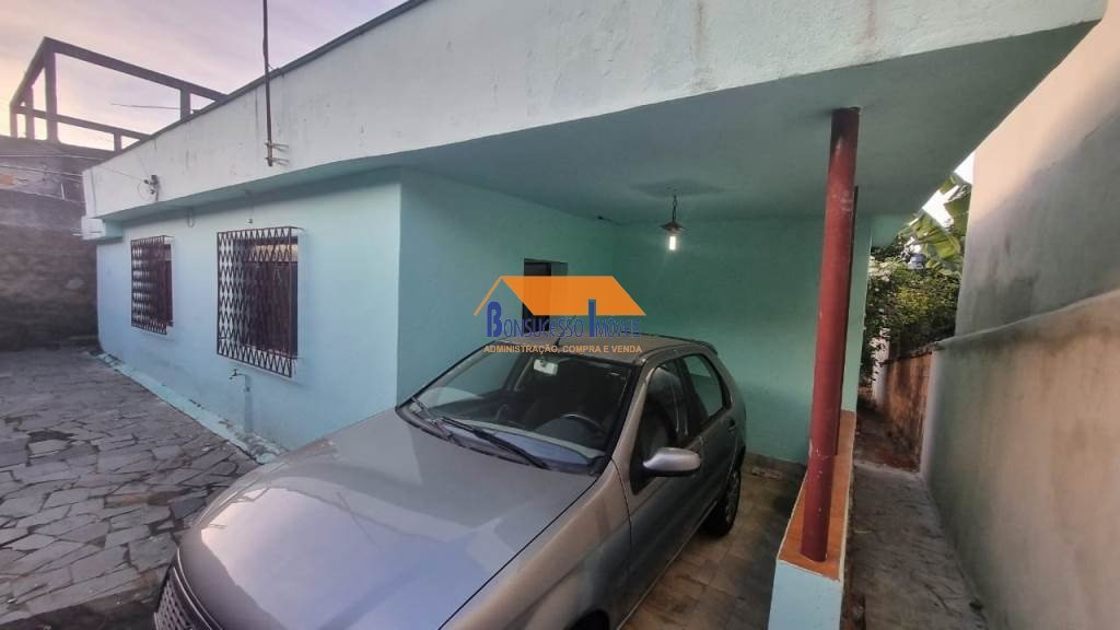 Casa com 3 quartos — Céu Azul, Belo Horizonte