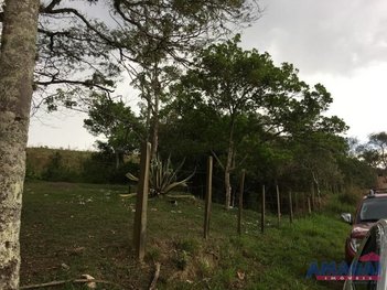 commercial_building em Dom Pedro I, S/n, Chácaras Reunidas Igarapés - Jacareí - SP