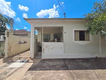 house em Rua Claudionor Barbiere, Vila Rezende - Piracicaba - SP