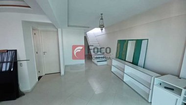 apartment em Rua do Humaitá, Humaitá - Rio de Janeiro - RJ