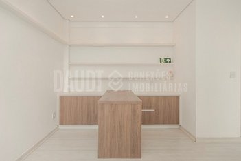 office em Avenida Taquara, Petrópolis - Porto Alegre - RS
