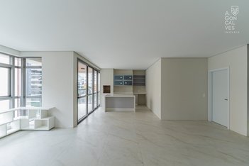 apartment em Avenida Silva Jardim, Água Verde - Curitiba - PR