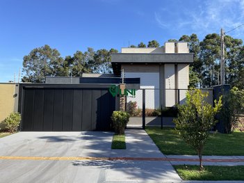 house em Rua Aluísio de Azevedo, Jardim Cristhais - Dourados - MS