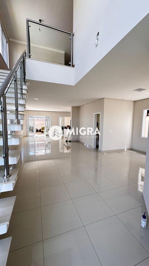 WhatsApp Image 2025-10-13 at 17.19