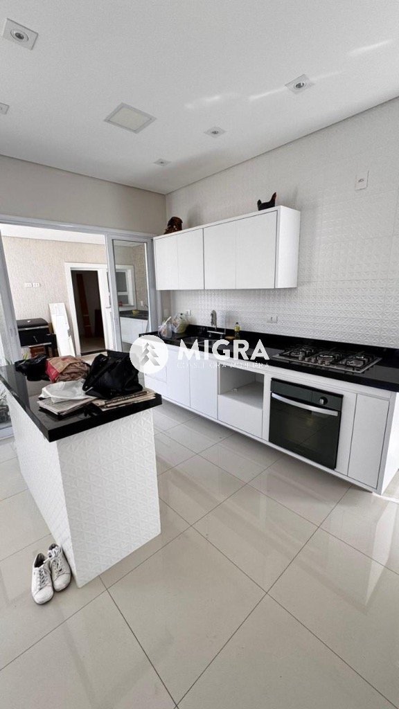 WhatsApp Image 2025-10-13 at 17.19