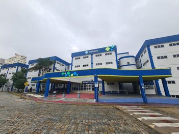 office em Leoberto Leal, Barreiros - São José - SC