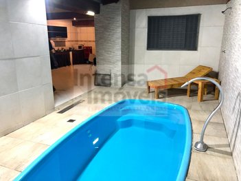 house em Rua Jacyrio Marques Martinho, Residencial Mombaça I - Pindamonhangaba - SP