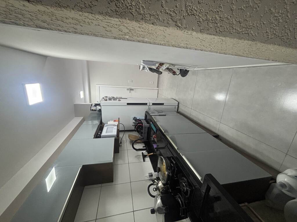 img2