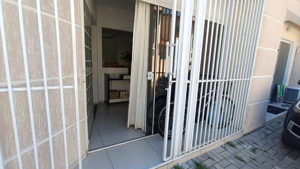 Cômodo Condomínio
