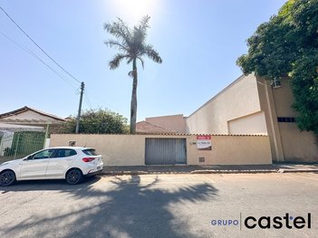 house em Rua 209, Setor Coimbra - Goiânia - GO