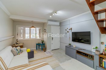 house em Rua Heitor Kramer, Guarujá - Porto Alegre - RS